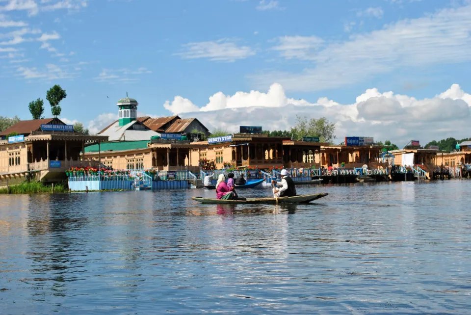 Captivating Kashmir – 6-Day Journey with Ontravel